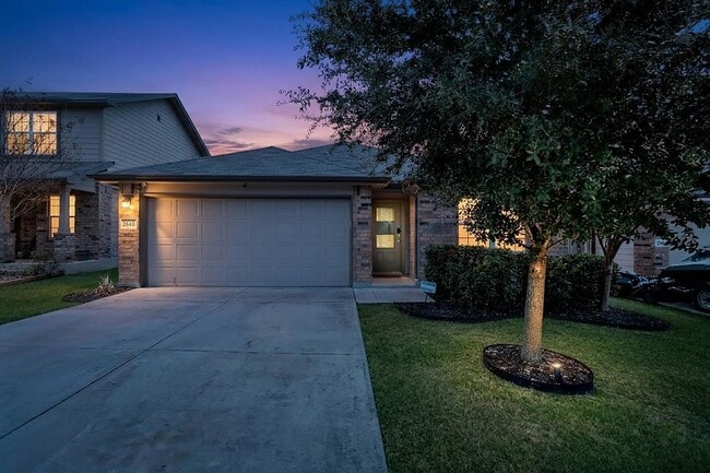 Building Photo - Half off first months rent!