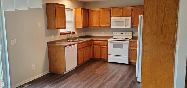 Building Photo - 18713 Woodruff St