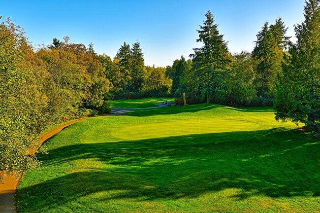 Building Photo - Mukilteo Golf Course View Condo – Modern C...