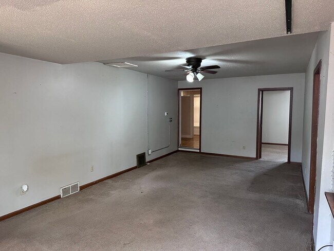 Building Photo - 629/631 Park Avenue