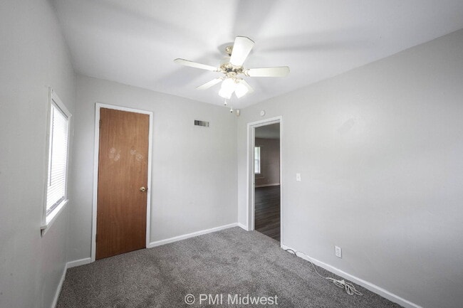 Building Photo - "Charming 3-Bedroom Home in Anderson, IN with Spacious 1136 Sq Ft Layout!"