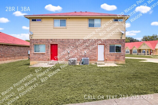 Building Photo - 6342 Queens Castle Dr
