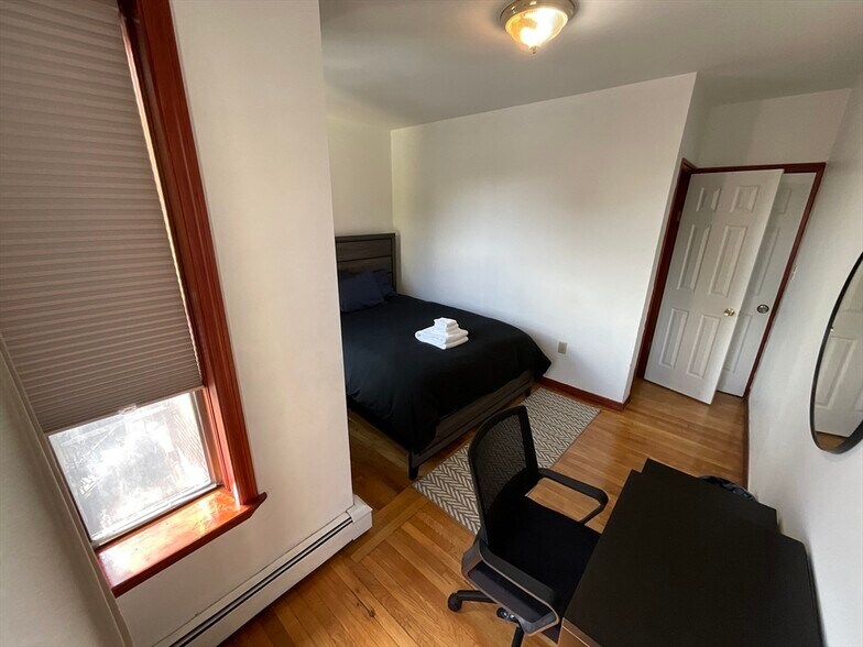 Primary Photo - 871 Harrison Ave