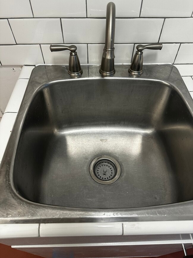 New fixtures & stainless sink - 959 E Mariposa St