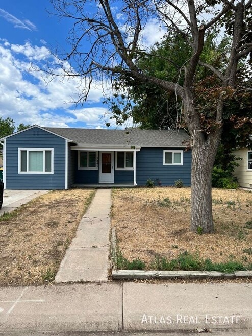 Building Photo - 2241 N Moline St