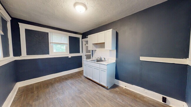Building Photo - 3889 W.33rd