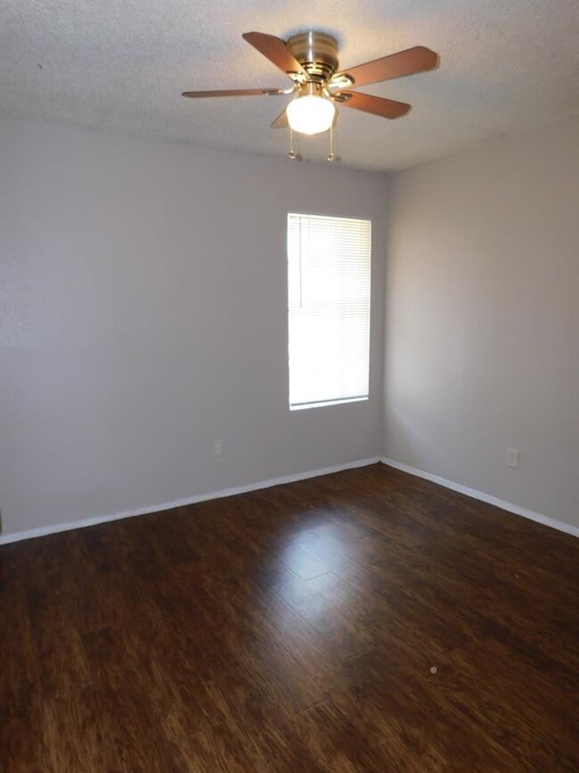 Building Photo - 2223 Katy Ln