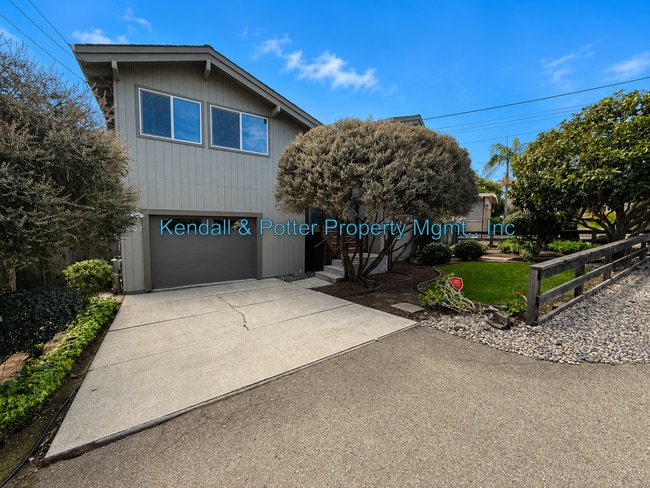Building Photo - Spacious and Bright 3BR 2BA Seacliff Home - Close to the Beach!