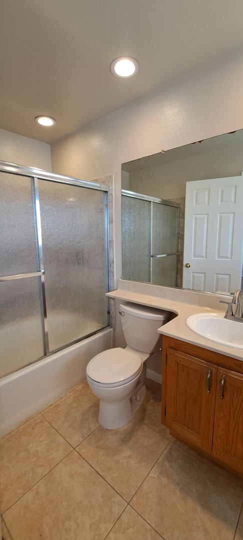 Building Photo - 320 Stamper Cir