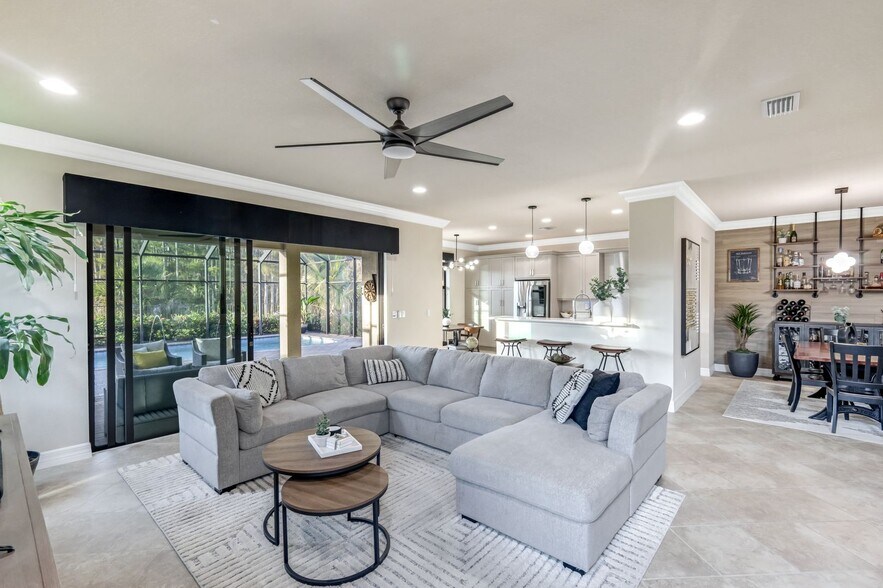 Building Photo - 11732 Meadowrun Cir