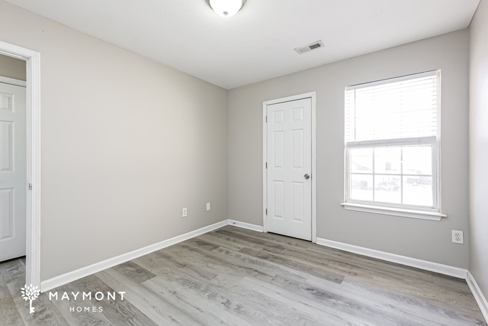 Building Photo - 206 Yukon Dr