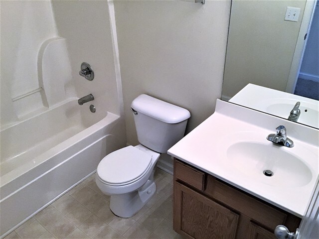 Building Photo - 3312 Vinewood Ct