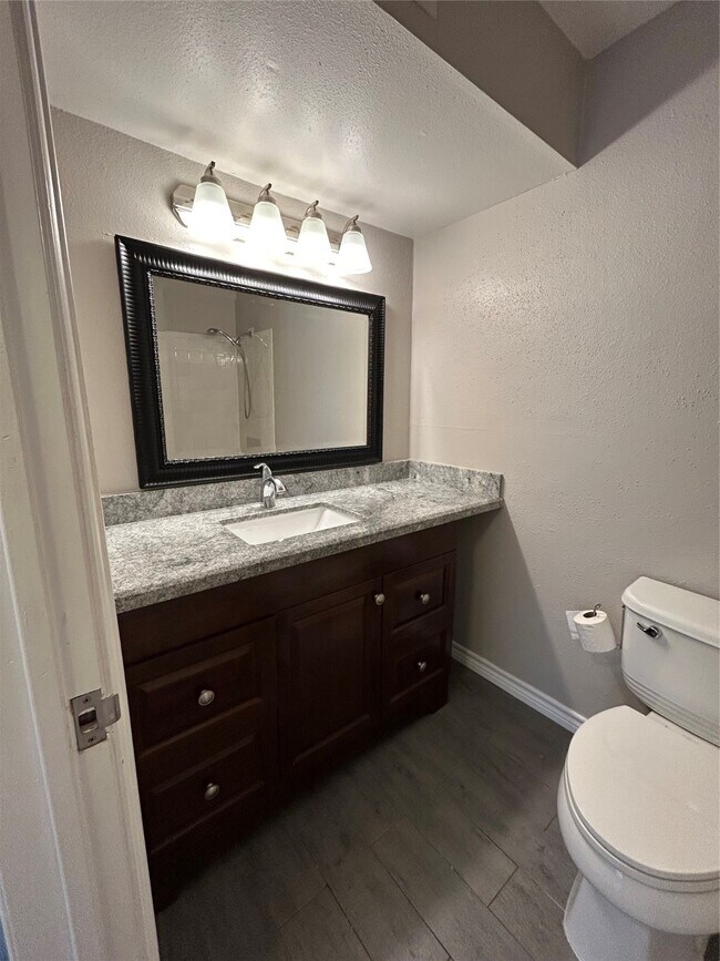 Building Photo - 3300 Pebblebrook Dr