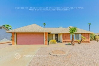 Building Photo - 1534 W Nopal Ave