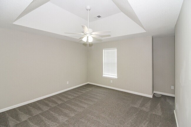 Building Photo - Beautiful Home for Rent in  Barry Farms Ph2 Subdivision!