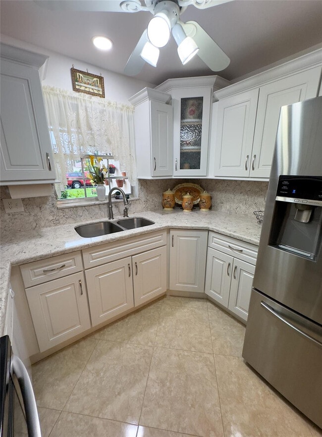 Building Photo - 4525 NW 3rd Ct