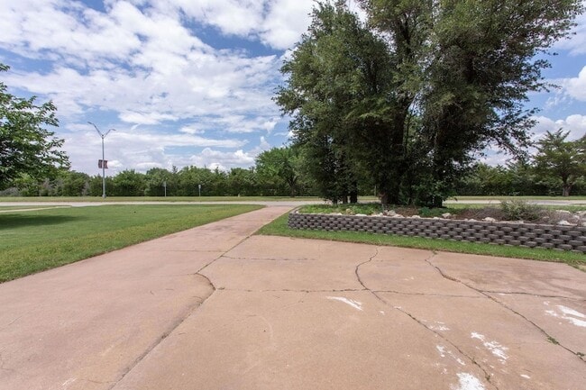 Building Photo - 1803 Midwestern Pkwy