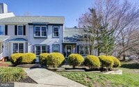 Building Photo - 8200 Maple Ridge Ave