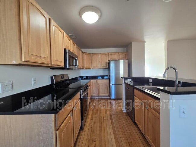 Building Photo - 2740 Barclay Way