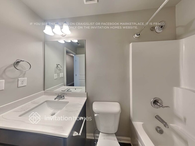 Building Photo - 876 Sweet Rosalie Ct