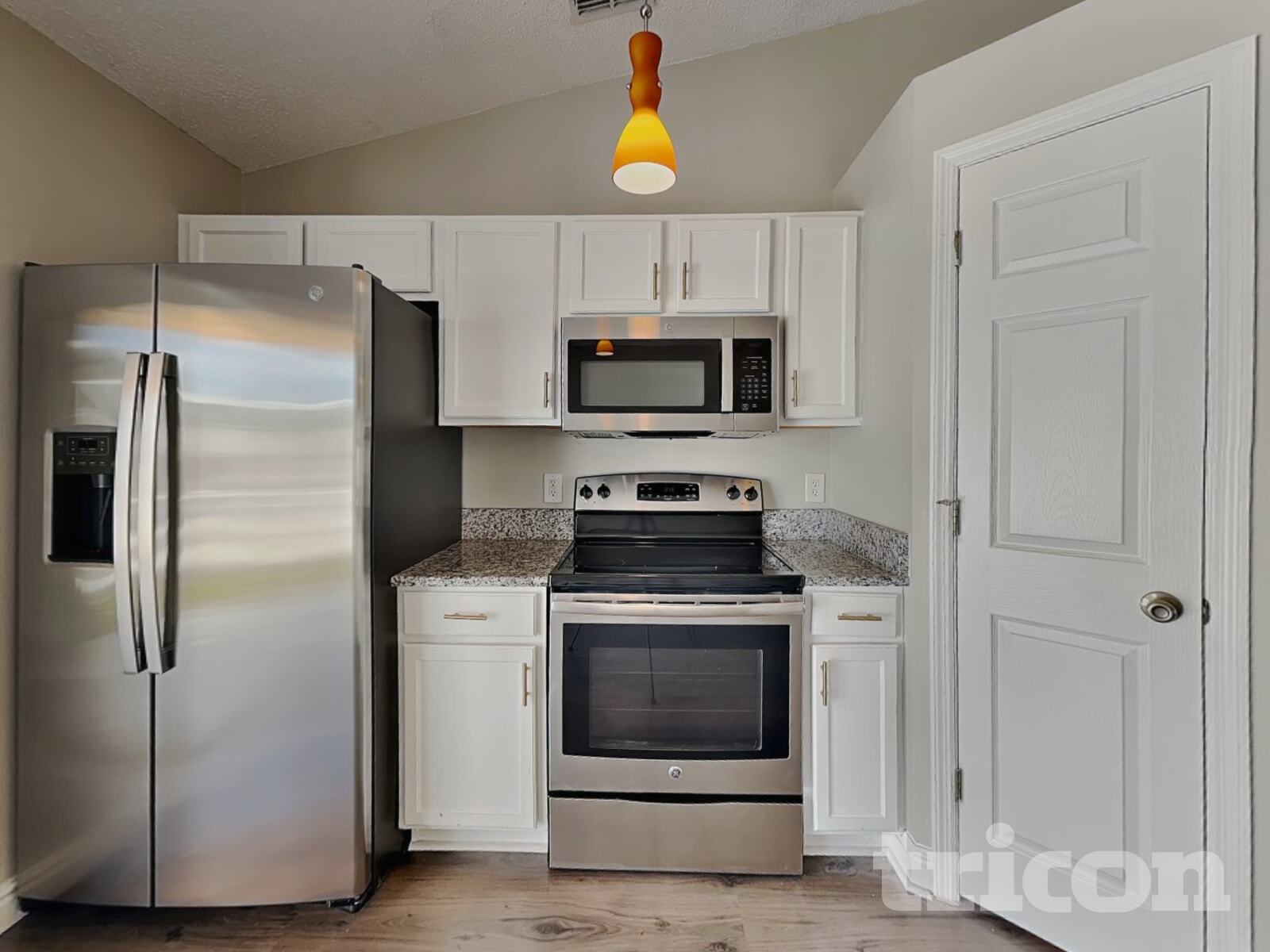 Building Photo - 10610 Opus Dr