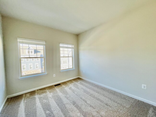 Building Photo - STAFFORD **INTERNET INCLUDED!!**. BRAND NE...