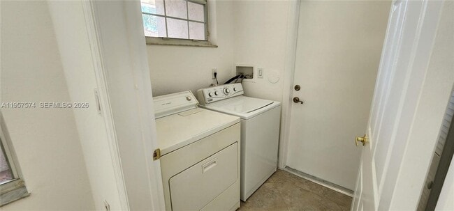 Building Photo - 7400 S Aragon Blvd