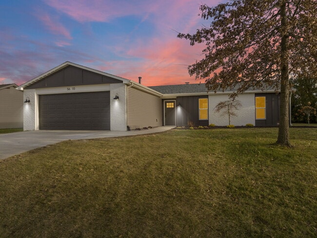 Building Photo - 5610 Oak Fall Rd