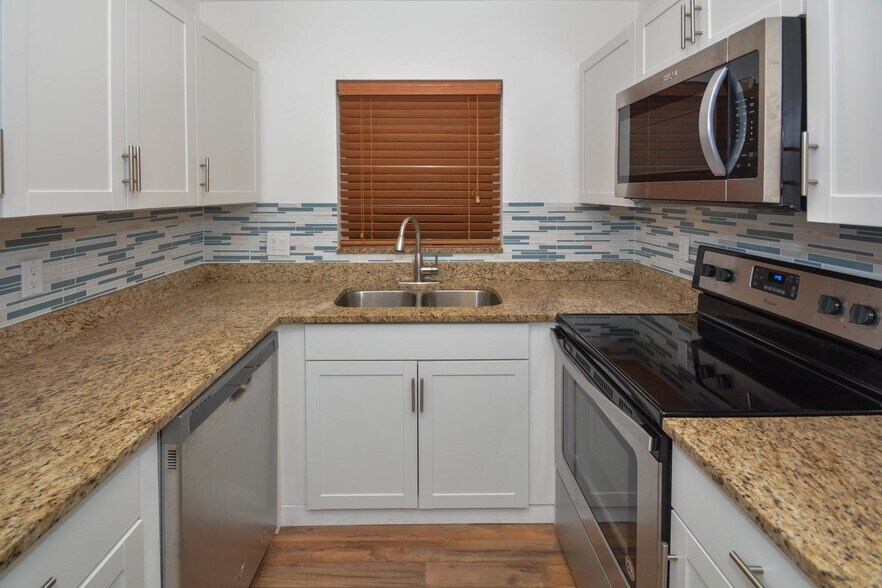 Building Photo - 1251 NW 13th St