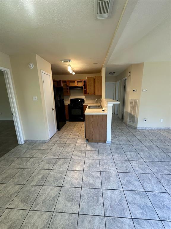 Building Photo - 10326 Bushy Creek Dr
