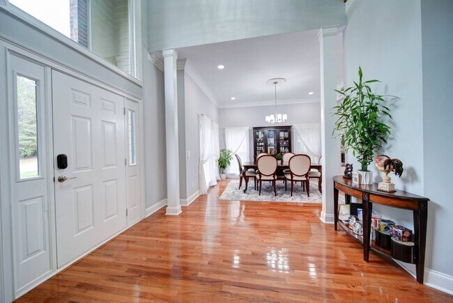 Building Photo - 119 Plantation Dr