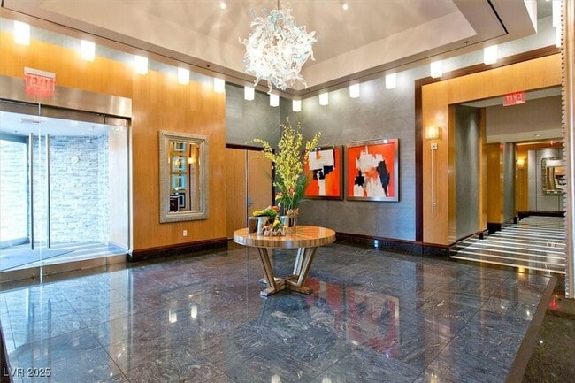 Building Photo - 2700 Las Vegas Blvd S