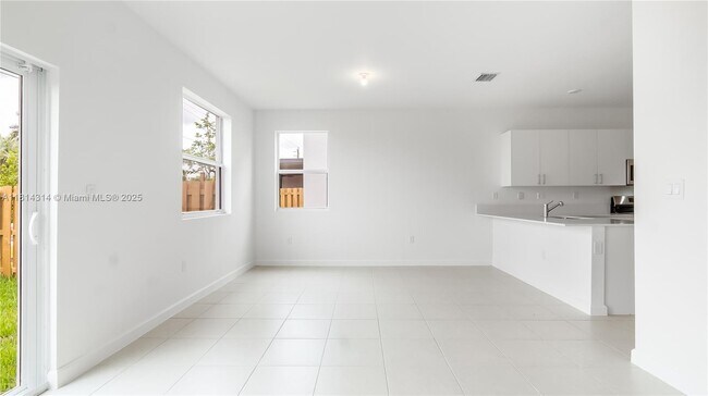 Building Photo - 17872 SW 359th St
