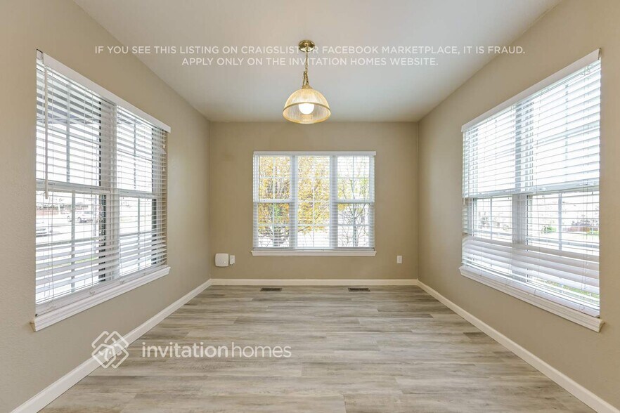 Building Photo - 3205 Oakes Mill Pl