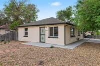 Building Photo - Newly remodelled 3 bedroom ranch - available May 1st!!!