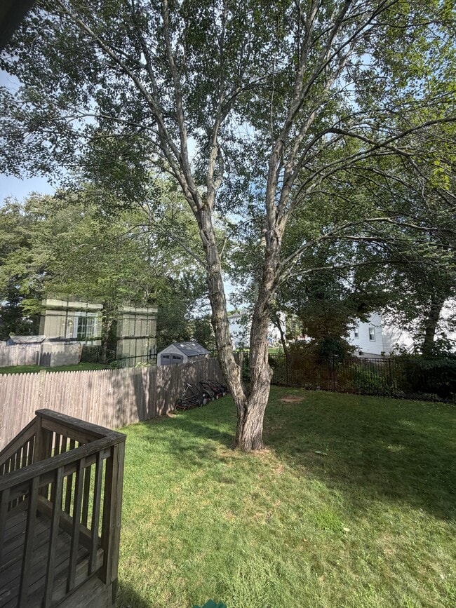 Building Photo - 23 Kern Dr