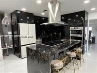 Building Photo - 6190 W 14th Ave