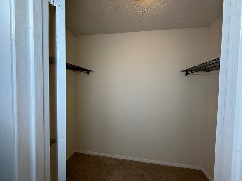 Building Photo - 3062 Destin Cir