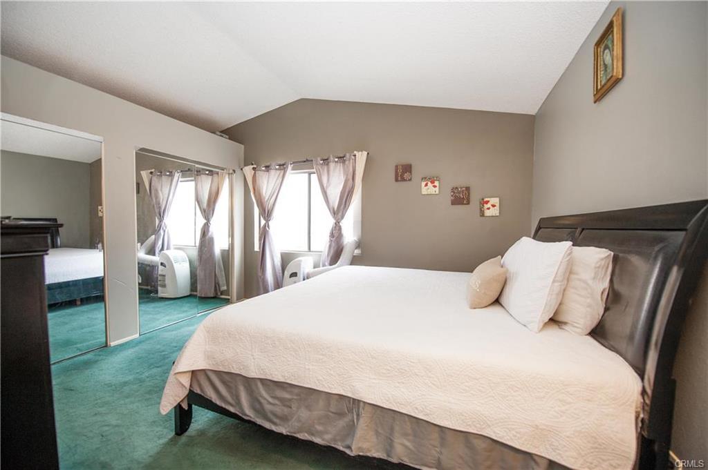 bed1 - 6047 Templeton St