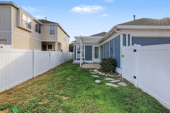 Building Photo - 10925 Caldwell Ln