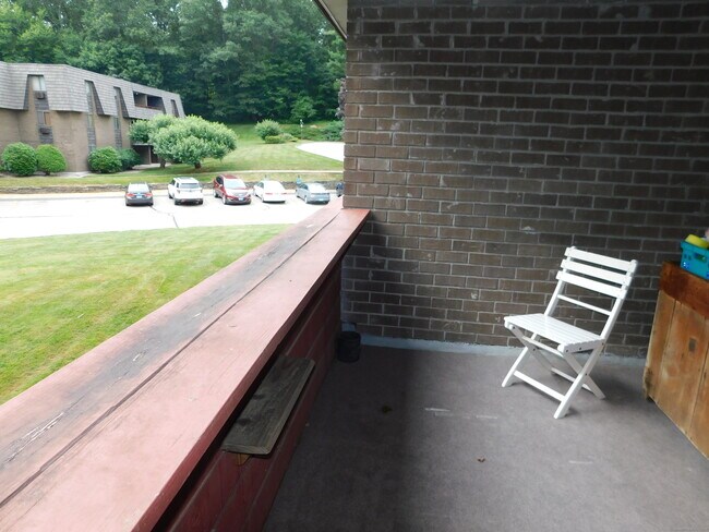 Building Photo - 85 Oxbow Dr