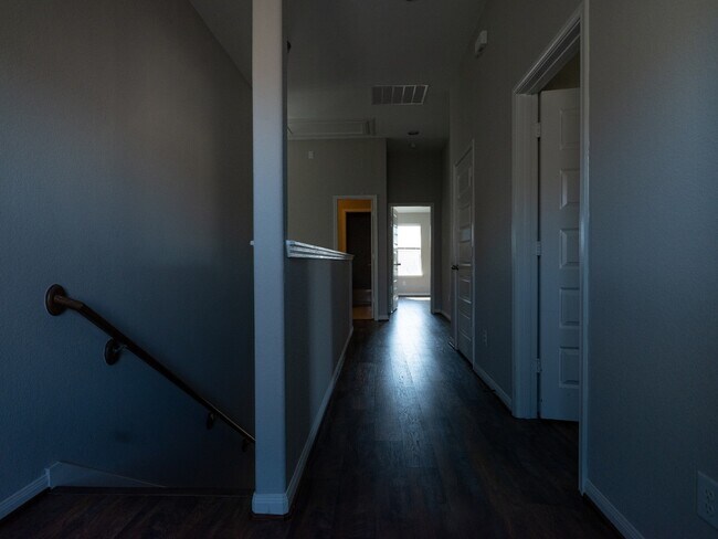 Building Photo - 2927 Overbrook Meadow Ln