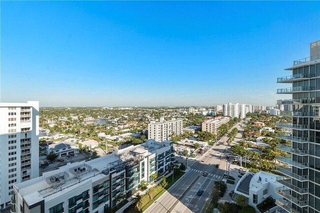 Building Photo - 2200 N Ocean Blvd