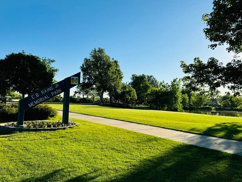 Park nearby - 11584 Community Center Dr