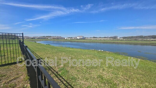 Building Photo - 9613 Sage Creek Dr