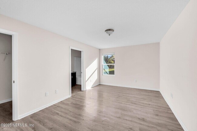 Building Photo - 2603 Lowell Ave