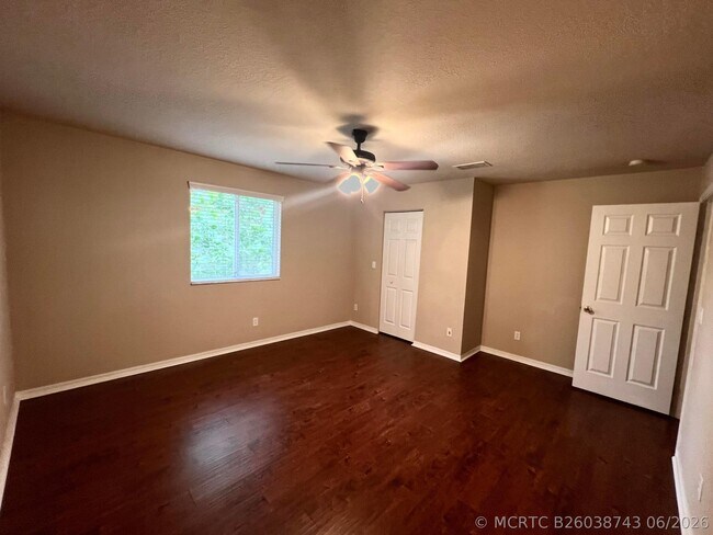 Building Photo - 2552 Marshfield Ct