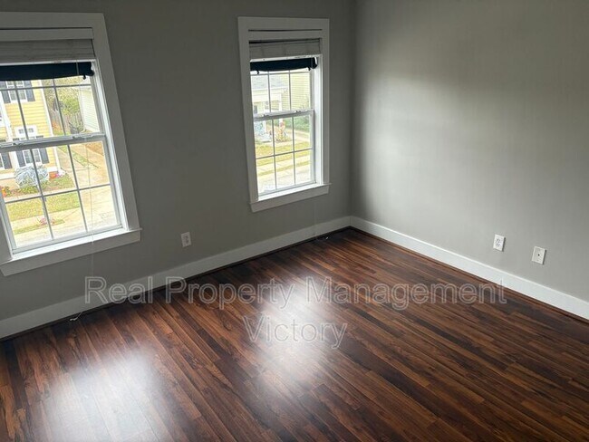 Building Photo - 4596 Gibson Dr