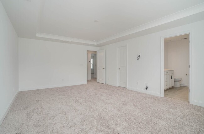 Building Photo - 19225 Yellow Birch Dr
