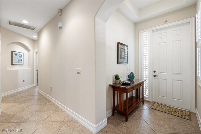 Building Photo - 1757 Tarpon Bay Dr S